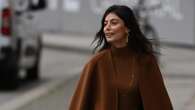 Alessandra Mastronardi regina di eleganza a Berlino: la cappa è il must have dell’inverno 2023