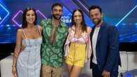 Elodie e Marco Mengoni a Battiti Live: nella seconda puntata vestono coordinati con le camicie colorate