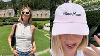 Chiara Ferragni è “piena rasa”: in vacanza trionfa l’ironia col cappello personalizzato