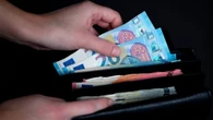 Bonus una tantum a Natale 2023 e tredicesima, di quanto aumentano gli stipendi a dicembre e per chi