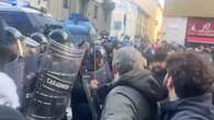 Corteo pro Palestina a Milano, carabinieri caricano i manifestanti: 