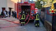 Donna morta in un incendio nel suo appartamento a Milano: inutili i soccorsi