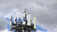 'Lives at risk' as Telstra cuts remote phone link