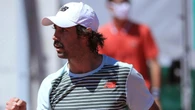 Thompson through to last 16 in Stuttgart