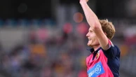Simon re-signs with A-League's Mariners