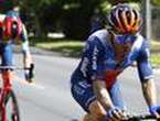 Mystery surrounds star Ewan's pro cycling future