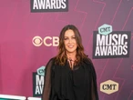 Alanis Morissette given designer blouse by Madonna after turning up in sweat pants