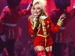 Sabrina Carpenter would 'absolutely' consider banning phones at her gigs