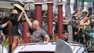 Newlyweds Bezos and Sanchez gear up for final party