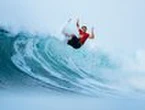 Ewing and Picklum play waiting game for surf glory