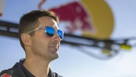 Whincup keeping heat on SVG in Supercars