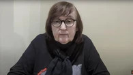 Russian authorities 'give Navalny's mother ultimatum'