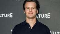 Jonathan Groff likens starring in Looking to attending therapy