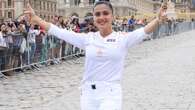 Salma Hayek proud to carry Olympic torch