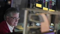 Wall Street rises amid focus on jobs data, Powell