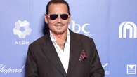 Johnny Depp not official with Yulia Vlasova