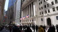 Dollar firm as markets grapple with US politics