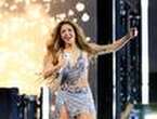 Shakira kicks off world tour in Brazil