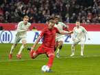 Kane cool from the spot twice as Bayern beat Bremen