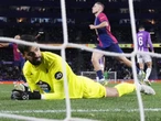 Barcelona survive bumpy road trip in La Liga title hunt