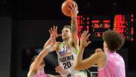 Phoenix upset Breakers to continue NBL fightback