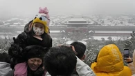 Big chill as cold wave sweeps across swathes of China