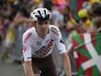 Aussie O'Connor blasts into shock lead at La Vuelta