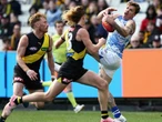 Zurhaar fires in North's drought-breaking MCG win