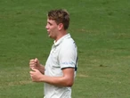Green guides Gloucestershire to rare red ball victory