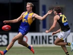 Eagles brush away mothball talk for struggling skipper