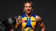 breakingFamily first as Swanson steps down as Eagles captain