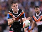Bennett 'embarrassed' by NRL contract fiascos