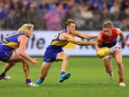 Hot to Bo: Eagles’ top pick returns for Cat fight