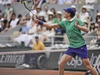 Sinner eases through as Gasquet bids emotional adieu