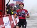 Demi Vollering defends women's Vuelta crown in Spain