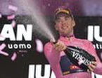 Pedersen 'insane' Giro treble as Aussie Storer shines