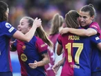 Barcelona women clinch 10th league title in 9-0 rout