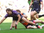 Record-breaking Paps helps Storm embarrass Tigers