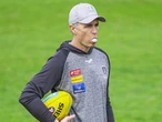 Longmuir ‘won’t wield axe’ as Freo spread blame for disaster