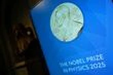 Le prix Nobel de physique décerné à John Clarke, Michel H. Devoret et John Martinis pour leurs recherches sur la mécanique quantique macroscopique