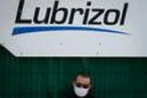 Lubrizol France renonce, jusqu’à nouvel ordre, à un plan social sur ses sites de Rouen et du Havre