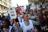 A Buenos Aires, des milliers de personnes défilent après les vétos présidentiels à des hausses de financements publics pour l’université et la santé