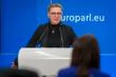 L’eurodéputée Anne-Sophie Pelletier, exclue du groupe LFI pour harcèlement, annonce une plainte en diffamation