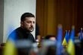 Ukraine : des « groupes » de soldats russes ont avancé d’environ 10 kilomètres sur le front, confirme Volodymyr Zelensky