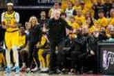 Les Indiana Pacers et leur entraîneur, Rick Carlisle, surprennent encore en finales NBA