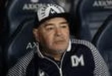 Le footballeur Diego Maradona a agonisé, « abandonné à son sort », selon un rapport d’experts