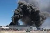 Espagne : un incendie dans un hangar de produits chimiques entraîne le confinement de 80 000 personnes