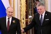 En direct, guerre en Ukraine : le premier ministre slovaque fait fi des critiques européennes et rencontre Vladimir Poutine à Moscou