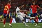 Allemagne-France : Rayan Cherki, d’indésirable à l’Olympique lyonnais à buteur en équipe de France