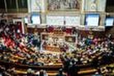 Retraites : l’Assemblée adopte un texte à portée symbolique demandant l’abrogation de la réforme ; journée de grèves et de manifestation